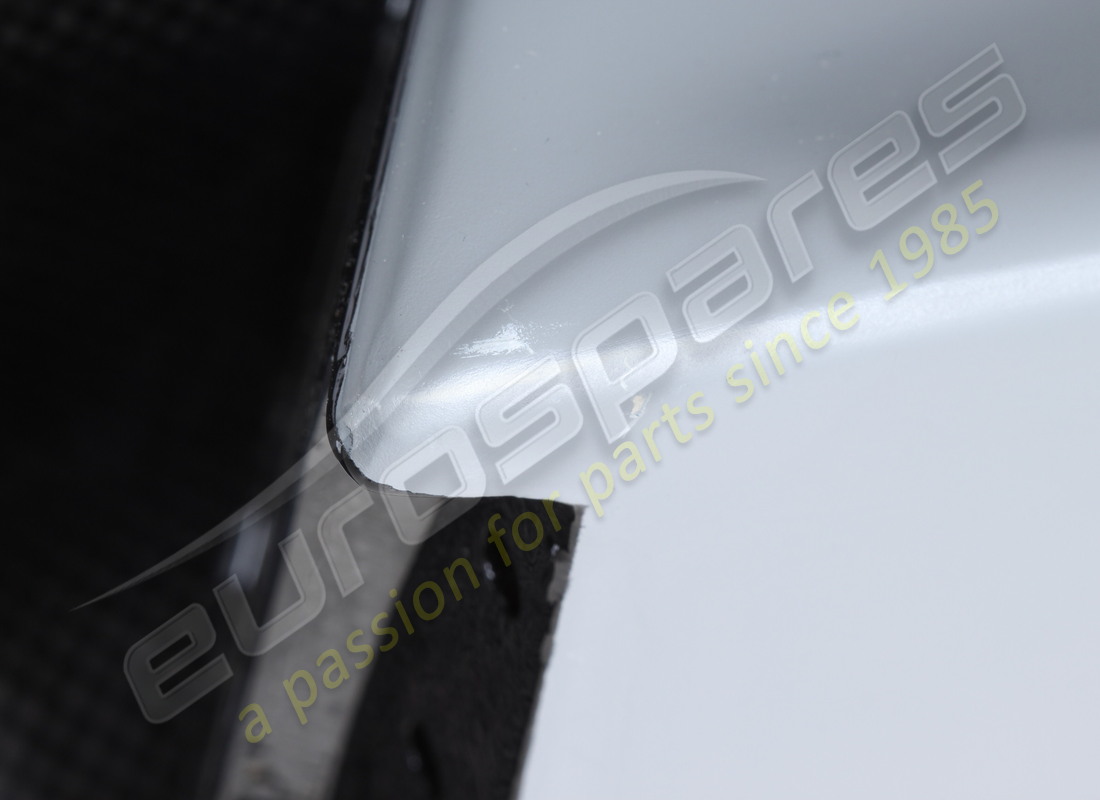 paraurti anteriore ferrari usato. numero parte 87187110 (8)