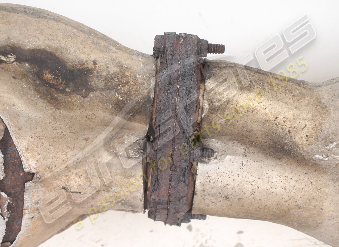 damaged eurospares front manifold & centtral catalyst converter. part number eap1726397 (8)