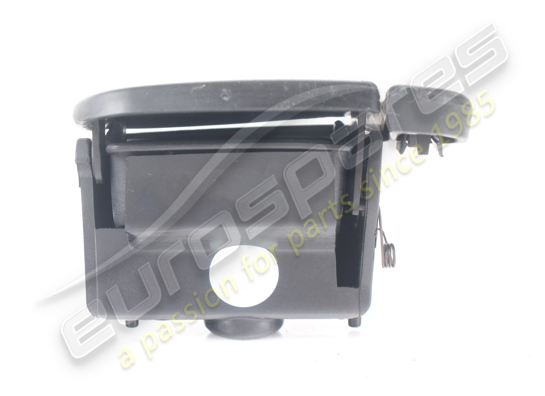 POSACENERE ANTERIORE MASERATI USATO. NUMERO PARTE 388300602 (6) posacenere anteriore maserati usato. numero parte 388300602 (6)