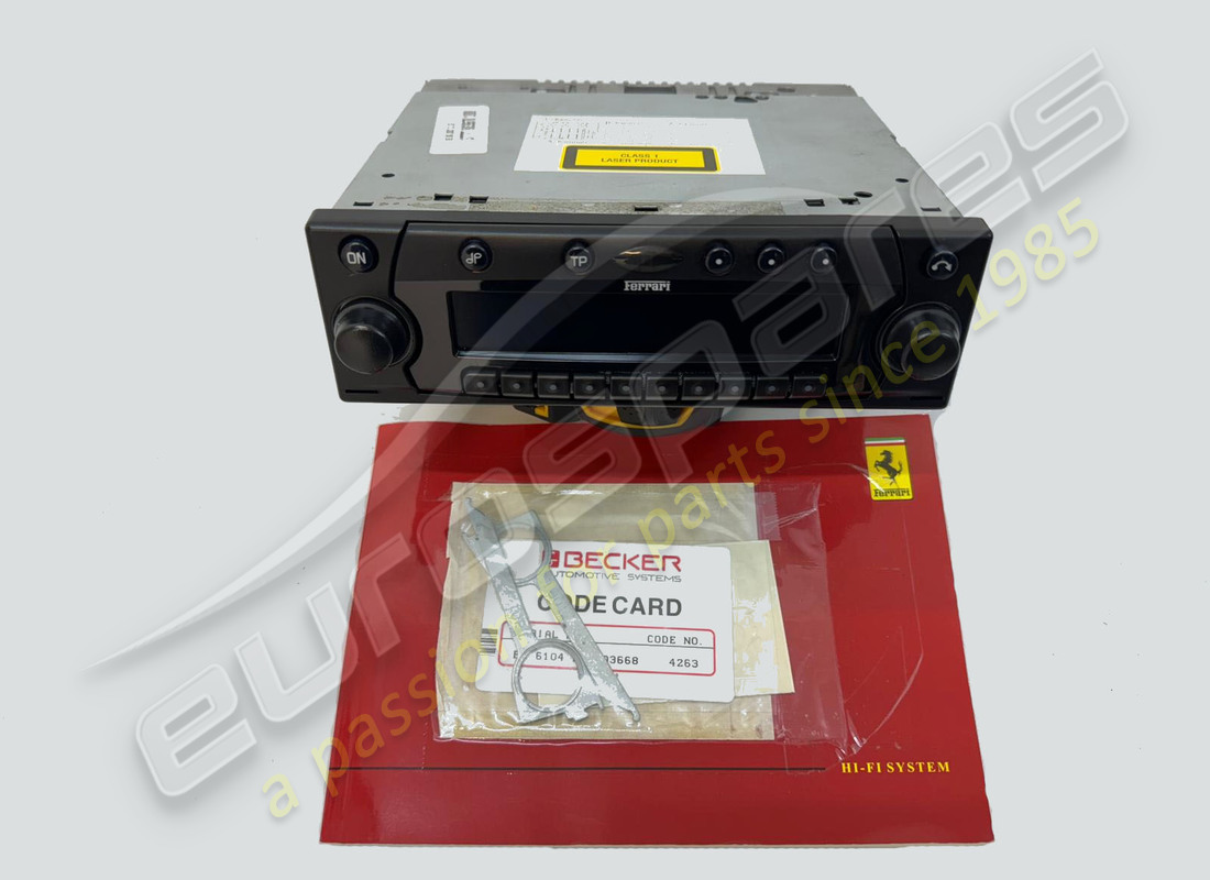 NUOVO (ALTRO) Ferrari RADIO/CD STEREO . NUMERO PARTE 200971 (1)