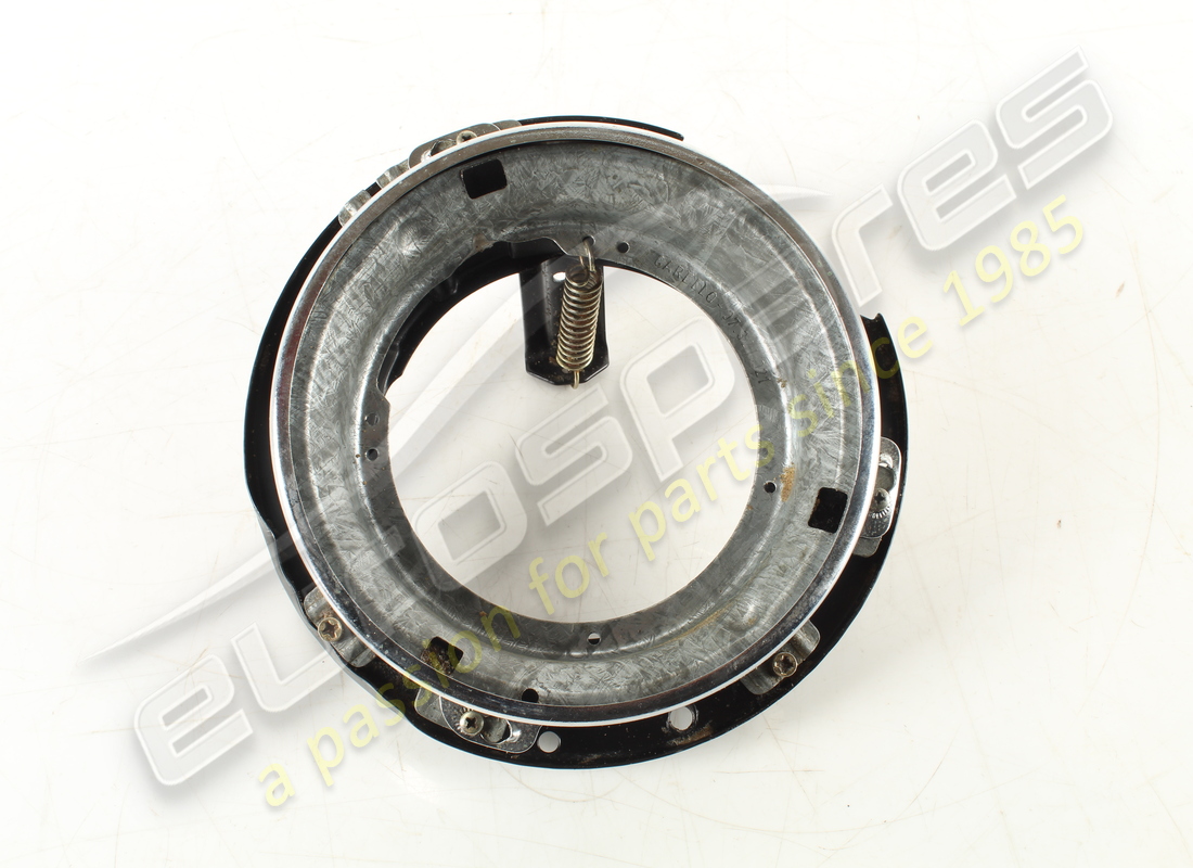 alloggiamento faro anteriore sx usato ferrari. numero parte 61646500 (2)