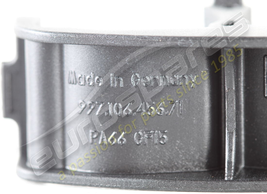 nuovo porsche fermo. numero parte 99710645671 (4)