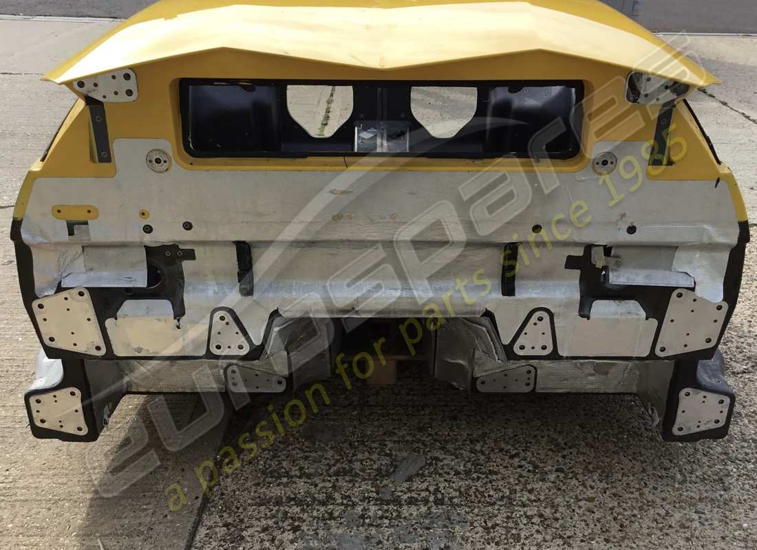 monoscocca aventador eurospares usata. numero parte eap1377688 (3)