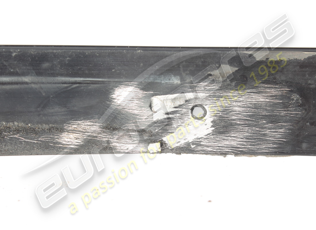 usato ferrari rh rail gtb. numero parte 60260106 (2)
