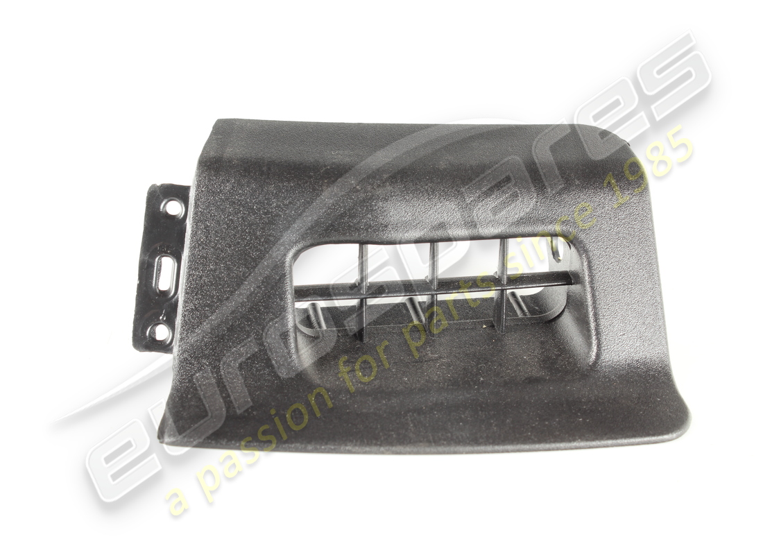 GRIGLIA POSTERIORE DESTRA USATA Maserati . NUMERO PARTE 670015206 (1)