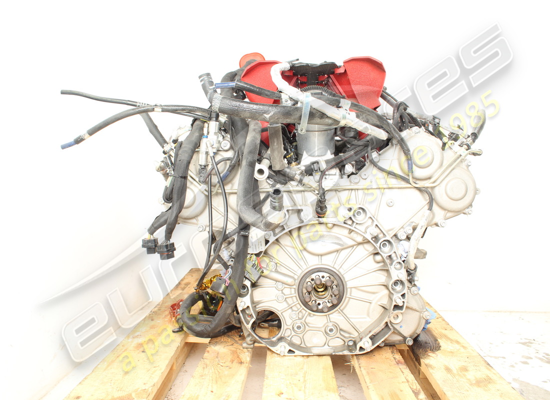 MOTORE COMPLETO USATO Ferrari 488 . NUMERO PARTE 754023000 (1)