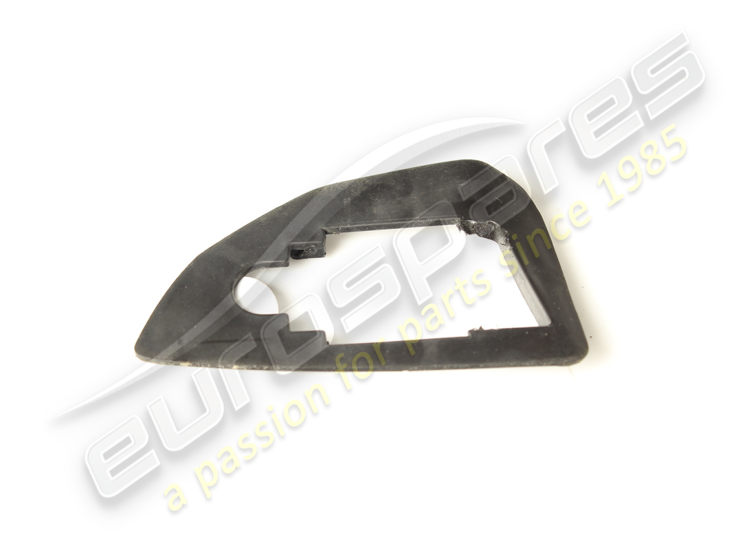 USATO Lamborghini SUPPORTO VORN . NUMERO PARTE 4M8837209 (1)
