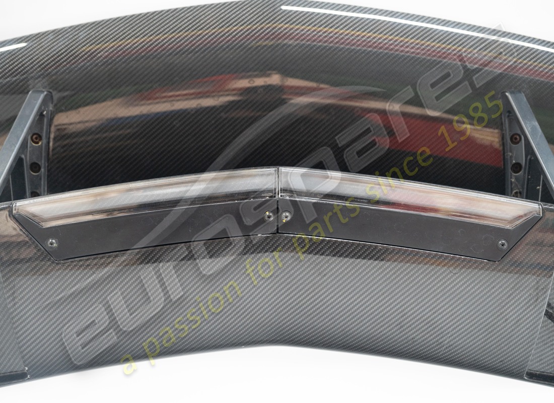 alettone posteriore gemellato aventador s nero design usato eurospares lamborghini. numero parte eap1510461 (4)