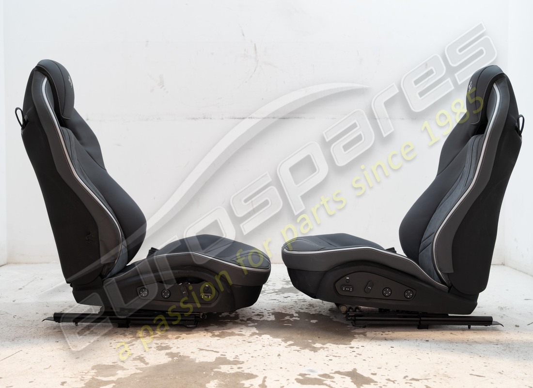 danneggiato ferrari completamente elettrico stile std posti a sedere con centrale in alcantara e cuscini in pelle, cavallo cucitura sul poggiatesta, numero parte eap1563082 (9)