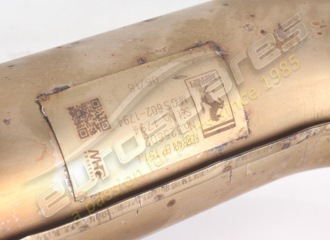 USATA FERRARI ESTENSIONE POSTERIORE SX. NUMERO PARTE 325602 (5) usata ferrari estensione posteriore sx. numero parte 325602 (5)