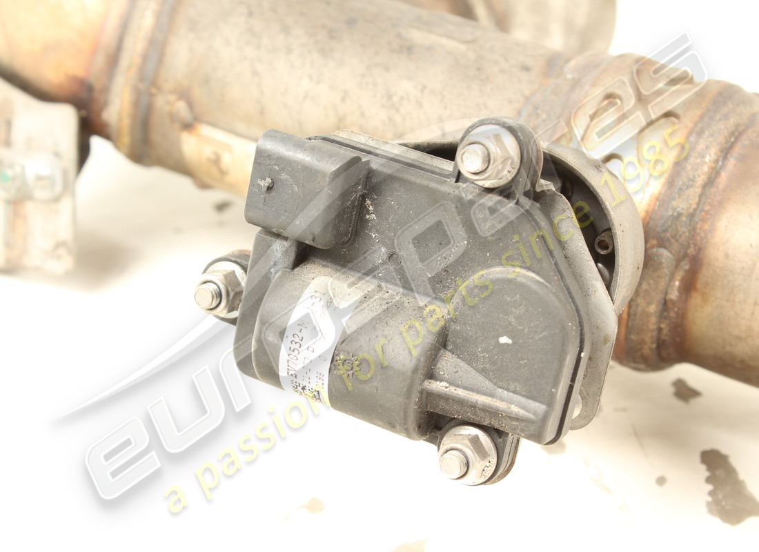 terminale di scarico dx completo usato ferrari. numero parte 901044 (3)