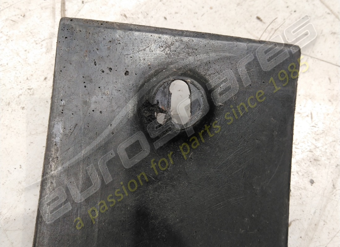 copertura ferrari usata. numero parte 65142100 (2)