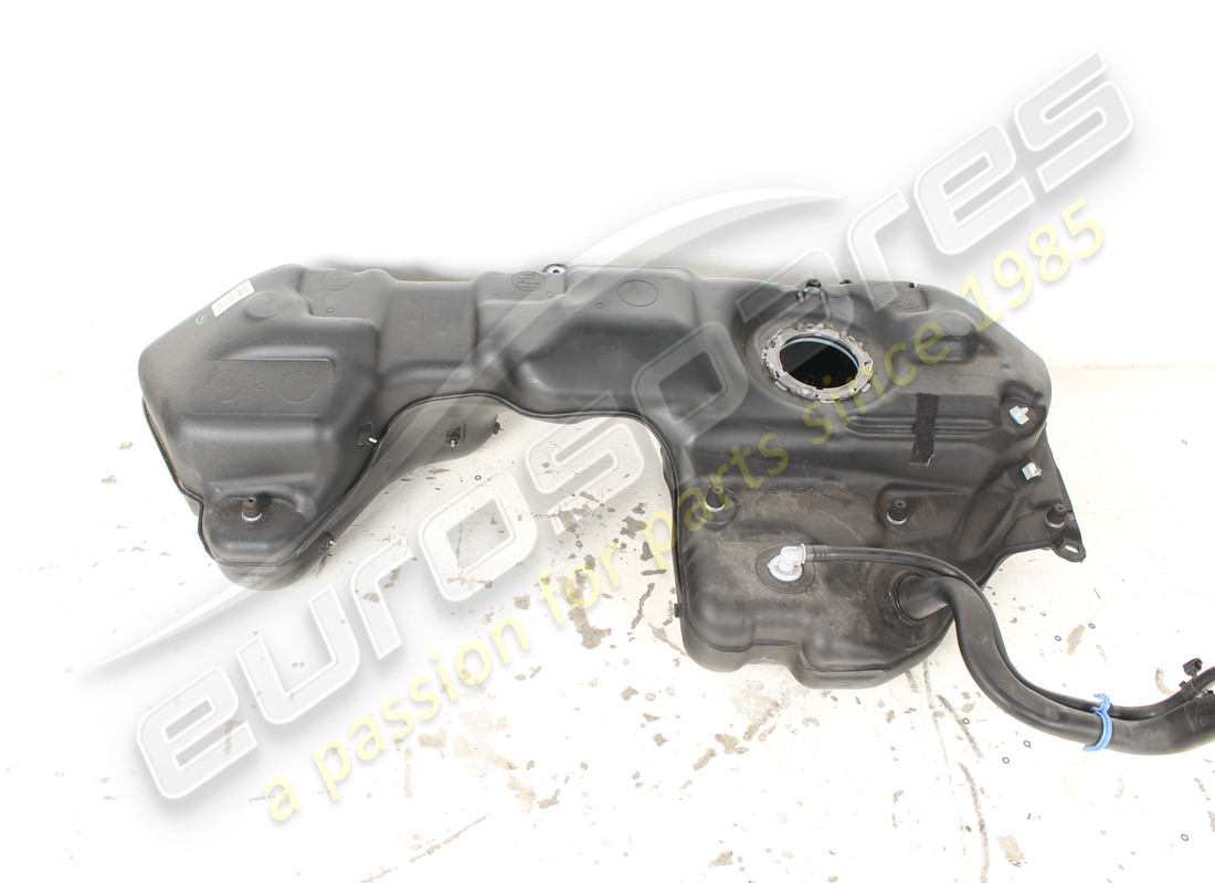 serbatoio carburante usato lamborghini 85 tfsi gr nar osh. numero parte 4m0201021fn (2)
