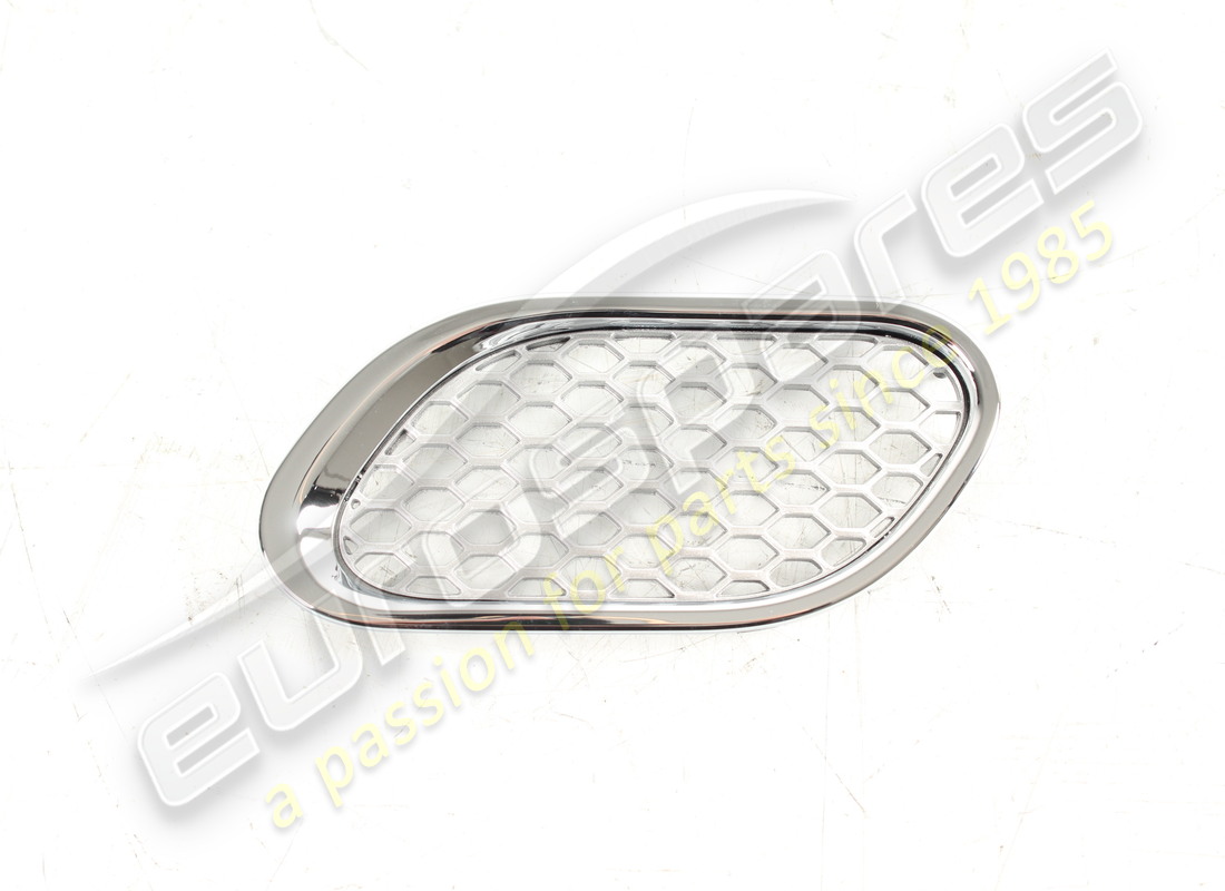 nuovo maserati uscita aria laterale dx aperta. codice articolo 69283200 (2)