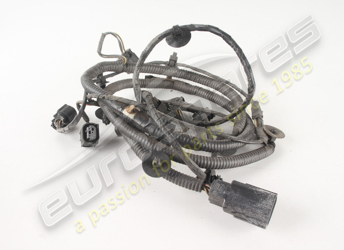 CABLAGGIO USATO Aston Martin, PARAURTI ANTERIORE. NUMERO PARTE 6G4315K877AA (1)