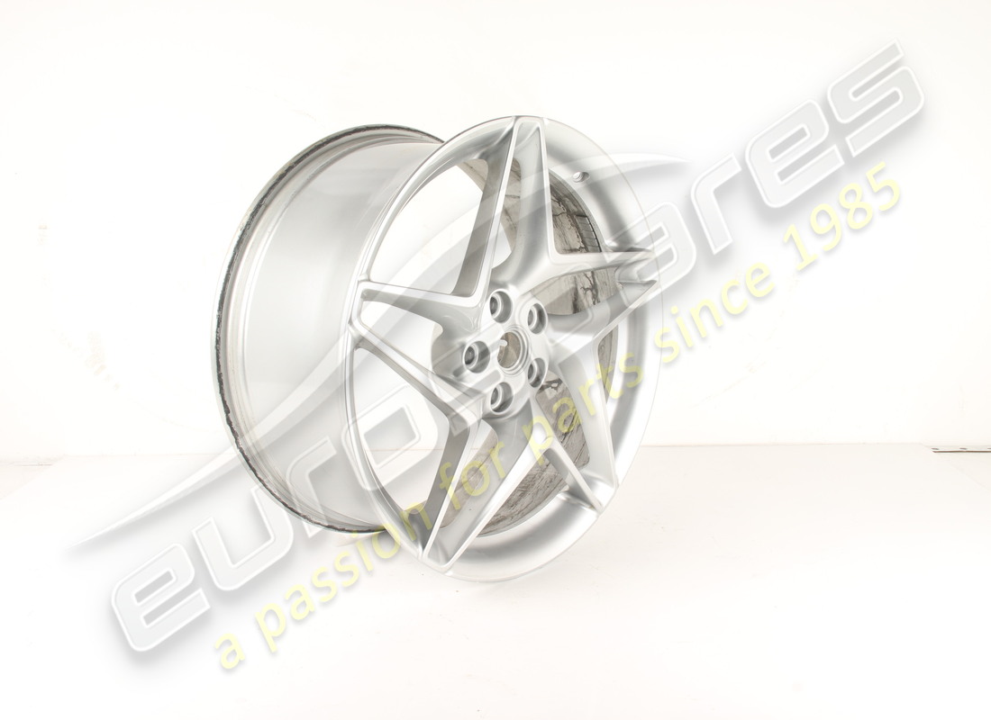 ruota anteriore sx usata ferrari. numero parte 861242 (2)
