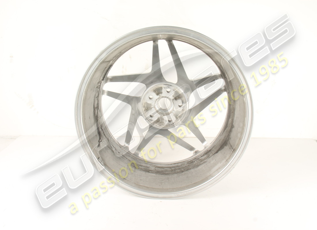 ruota anteriore sx usata ferrari. numero parte 861242 (3)