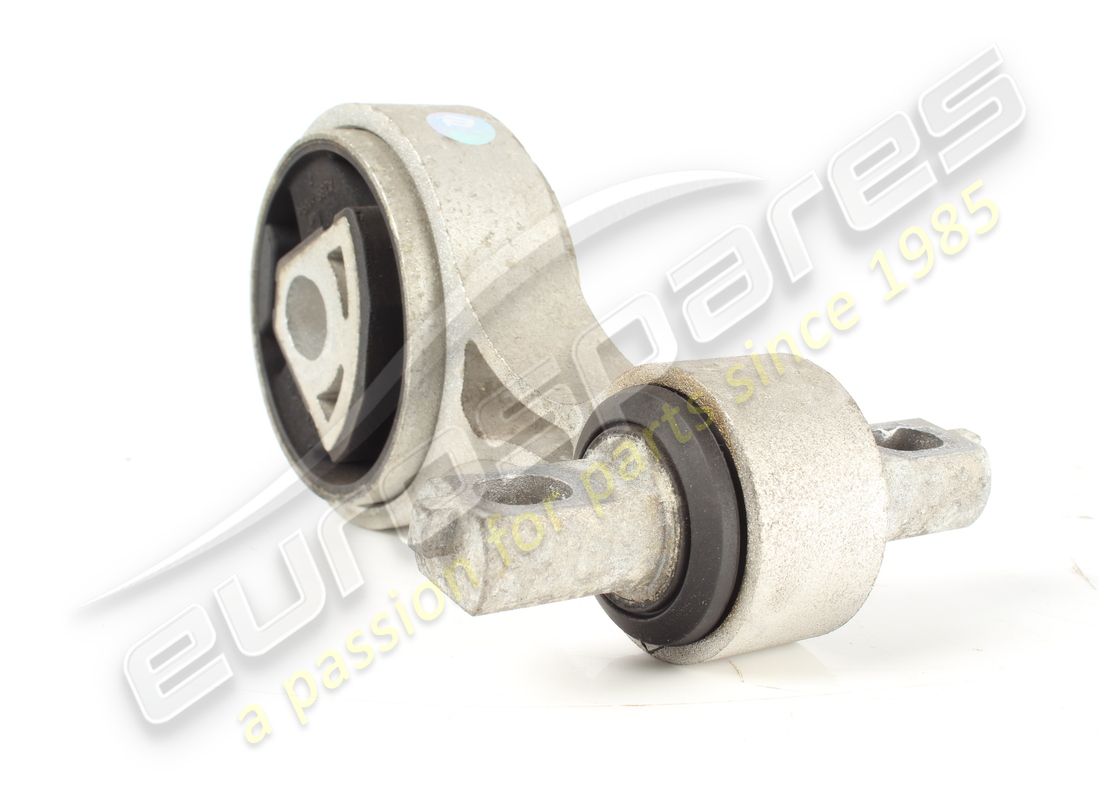 supporto biella alto usato maserati. numero parte 670004297 (2)