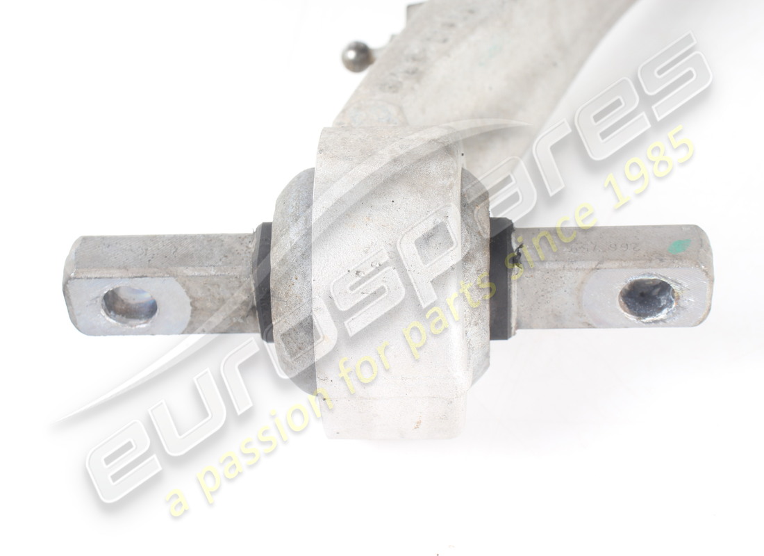 usato ferrari braccio superiore anteriore sx completo. numero parte 269262 (3)