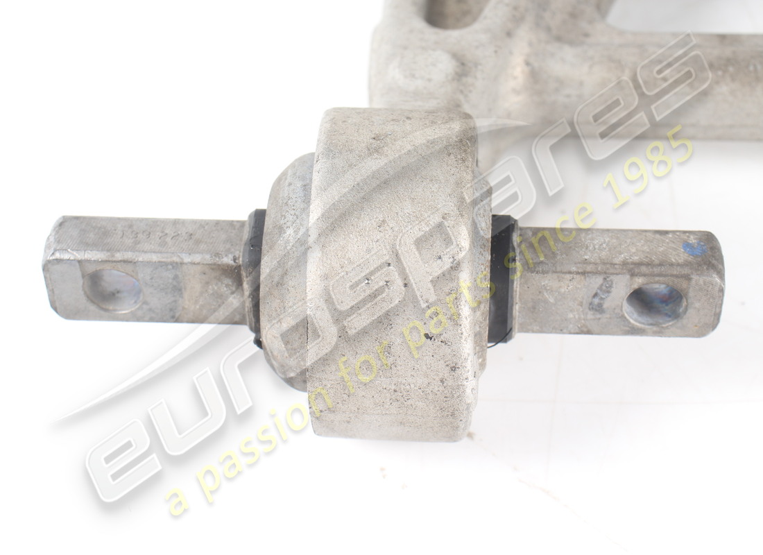 USATO FERRARI BRACCIO INFERIORE ANTERIORE DESTRO COMPLETO. NUMERO PARTE 268897 (3) usato ferrari braccio inferiore anteriore destro completo. numero parte 268897 (3)