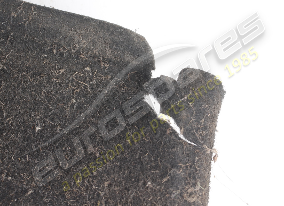 USATO FERRARI SCUDO PER PARTE POSTERIORE ANTERIORE. NUMERO PARTE 86874500 (2) usato ferrari scudo per parte posteriore anteriore. numero parte 86874500 (2)