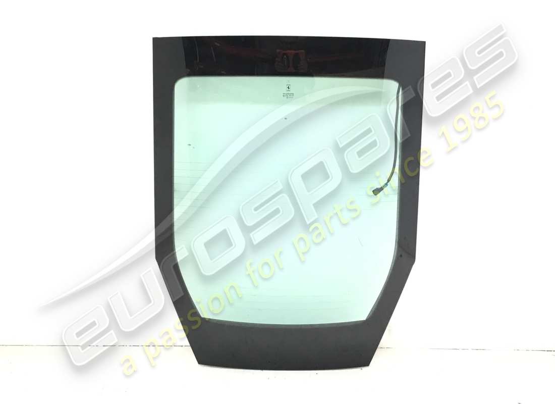 COPERCHIO E VETRO MOTORE POSTERIORE Eurospares Ferrari 488 USATI. NUMERO PARTE EAP1374239 (1)