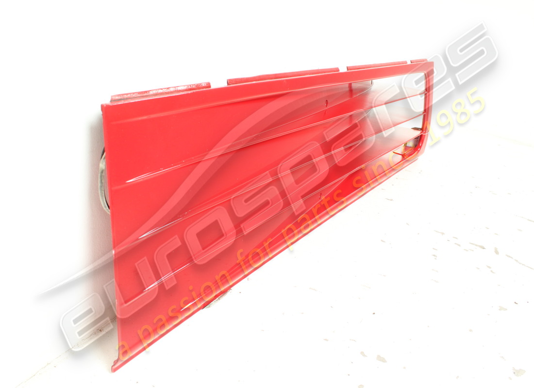 usata ferrari griglia porta destra. numero parte 62118210 (2)