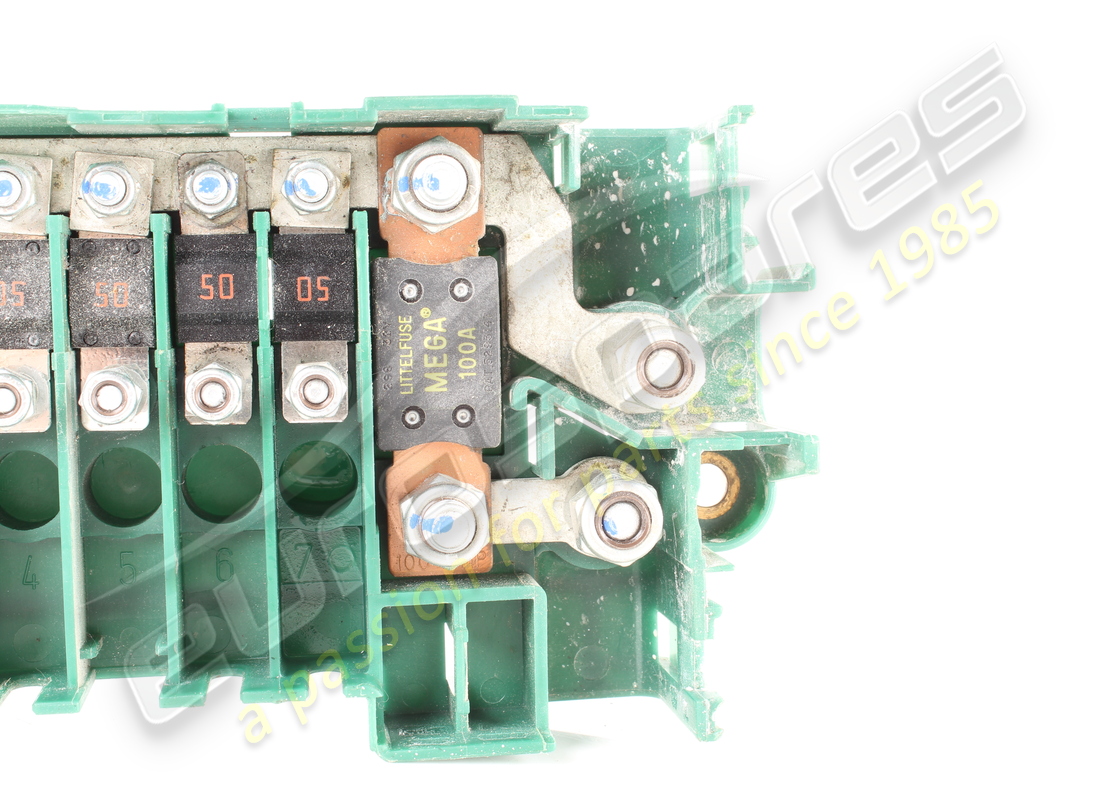STRISCIA PORTAFUSIBILI LAMBORGHINI USATA. NUMERO PARTE N10525601 (2) striscia portafusibili lamborghini usata. numero parte n10525601 (2)