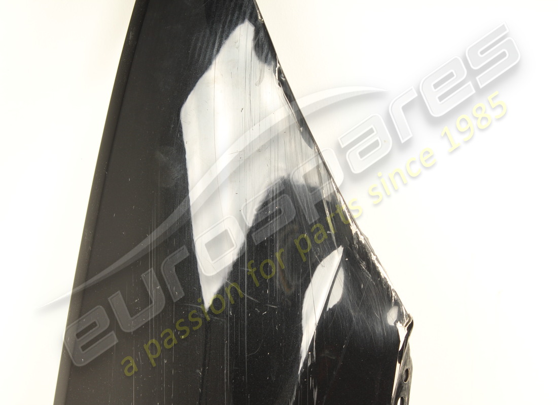 parafango anteriore destro lamborghini danneggiato. numero parte 4ml821106a (4)