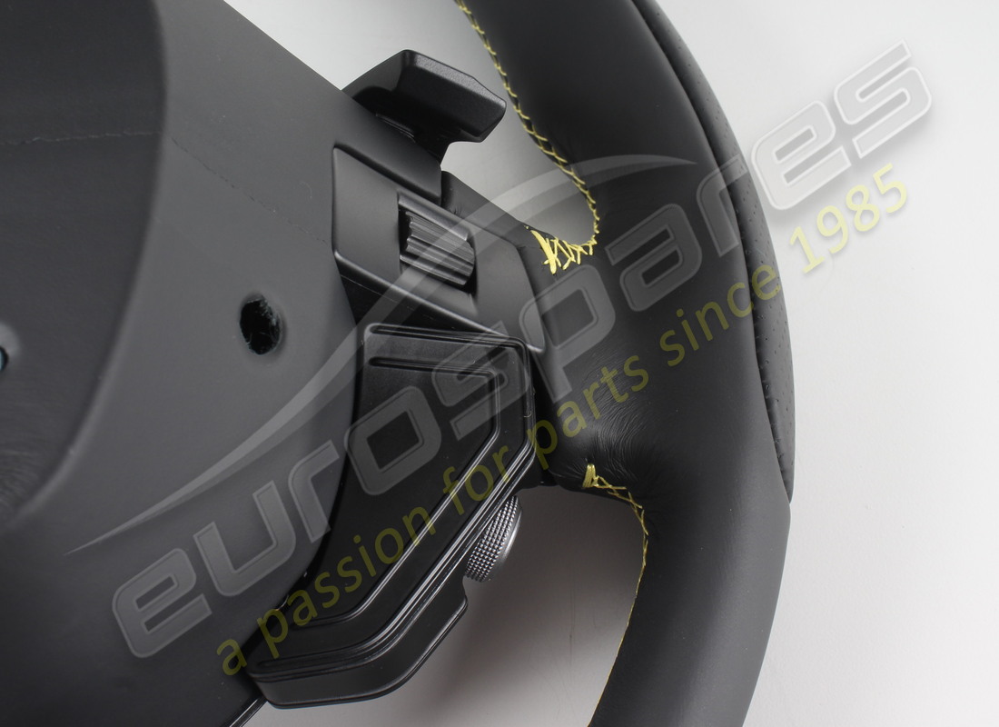 nuovo volante ferrari, carbonio+led+sosp. codice articolo 910847 (8)