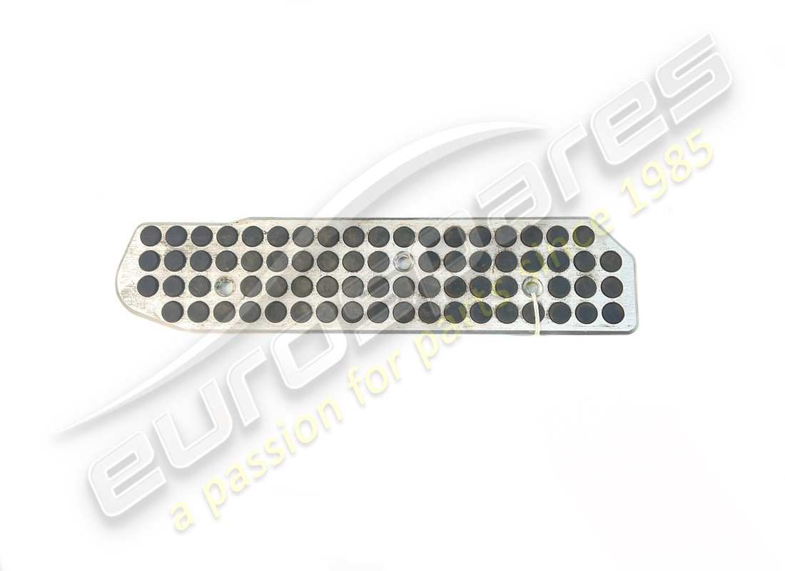 PIASTRA DI COPERTURA F/R DX USATA Aston Martin. NUMERO PARTE 6G3312021AA (1)