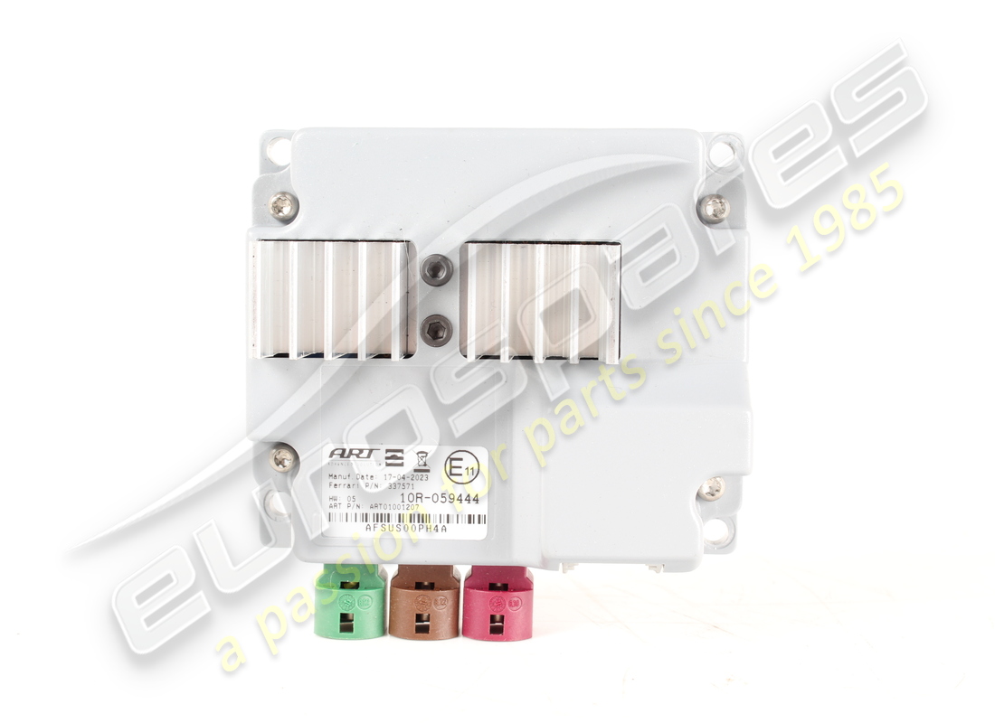 USATO Ferrari SPLITTER USB. NUMERO PARTE 337571 (1)