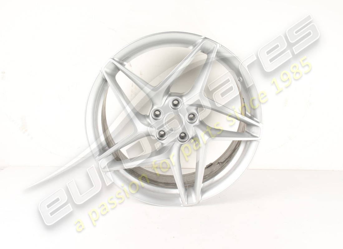 ruota anteriore sx usata ferrari. numero parte 861242 (1)