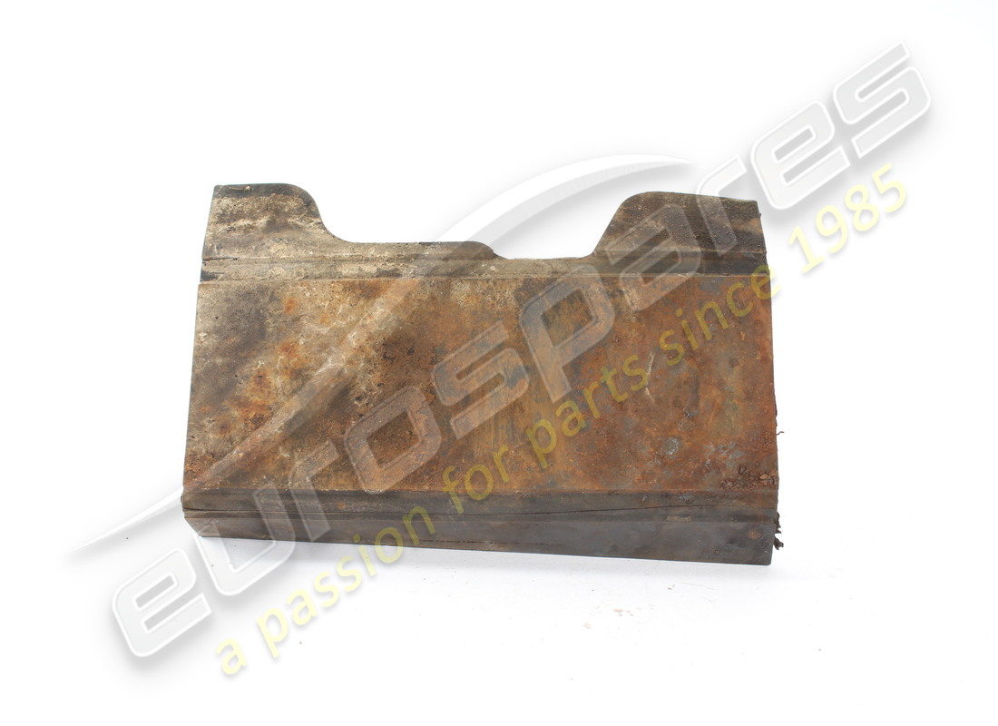 SPESSORE IN GOMMA DESTRO Ferrari USATO. NUMERO PARTE 135980 (1)
