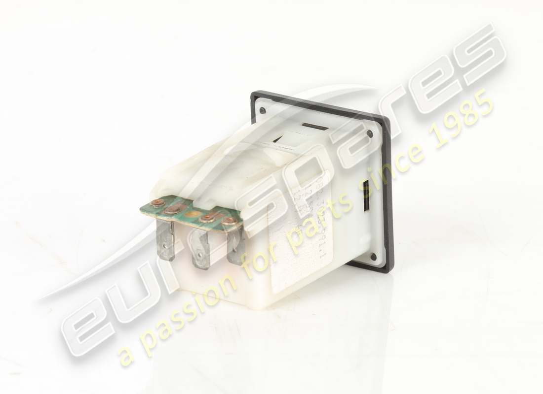 interruttore di apertura cofano motore usato ferrari. numero parte 121594 (2)