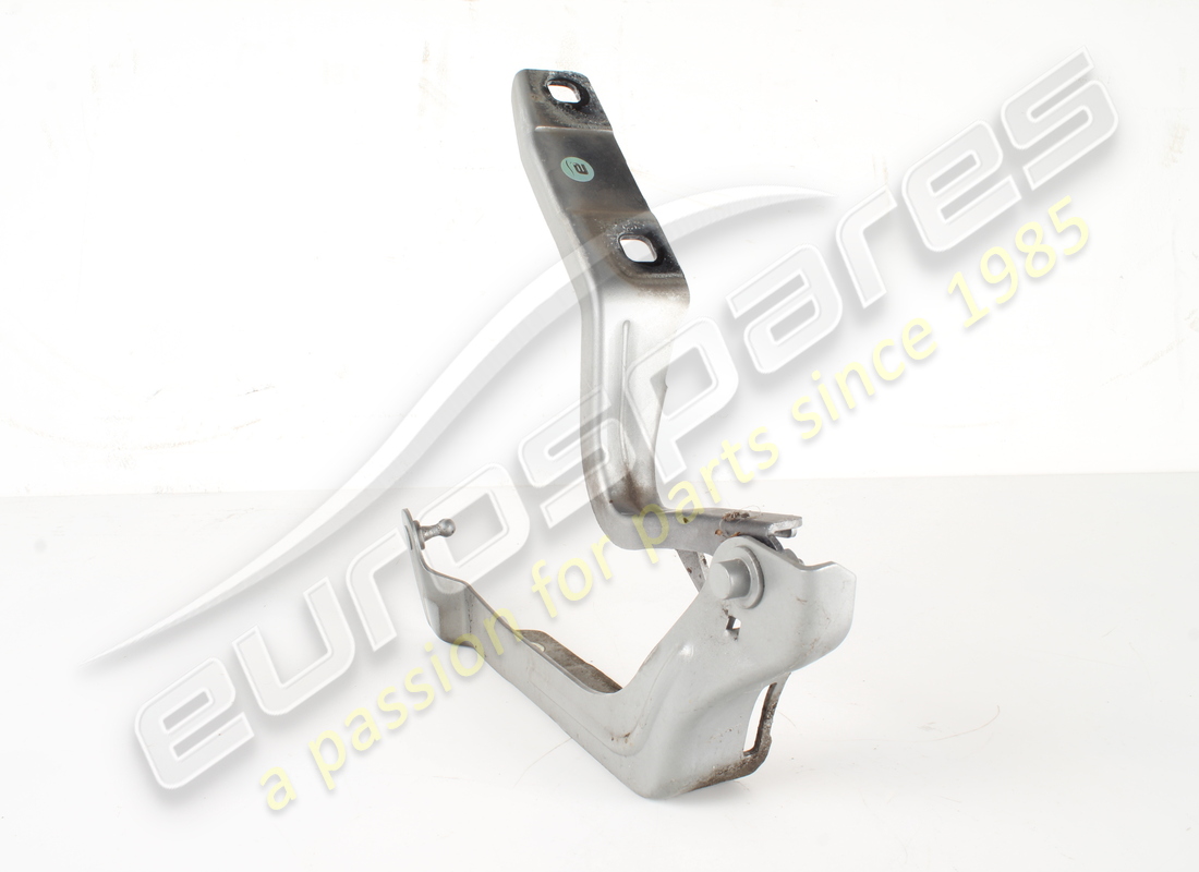 CERNIERA COFANO ANTERIORE USATA Maserati NUMERO PARTE 670001873 (1)