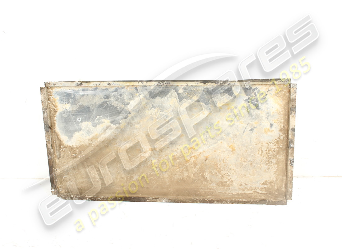 PANNELLO INFERIORE Ferrari USATO. NUMERO PARTE 20003000 (1)