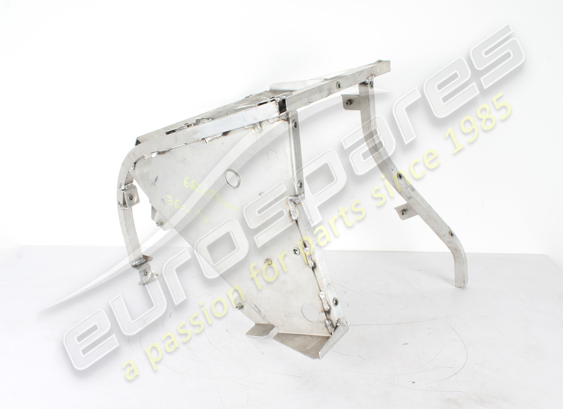 nuovo ferrari telaio laterale anteriore dx. numero parte 66202300 (1)