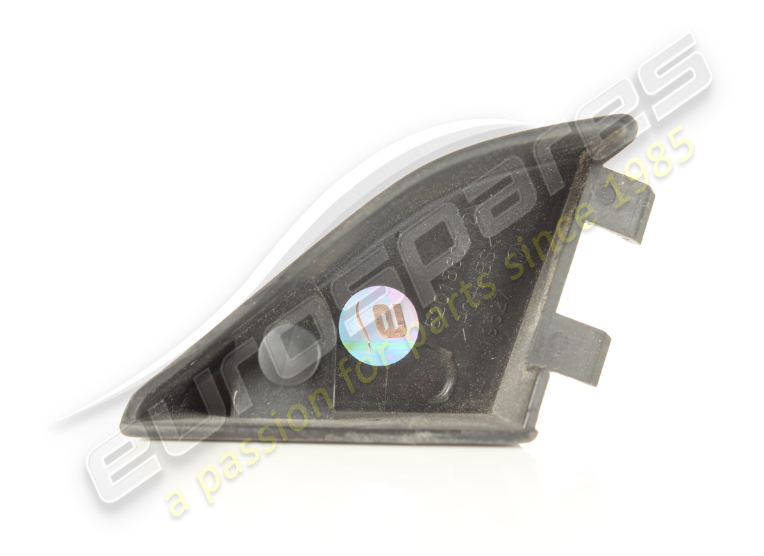 usato ferrari rivestimento triangolo porta destra. numero parte 82018600 (2)
