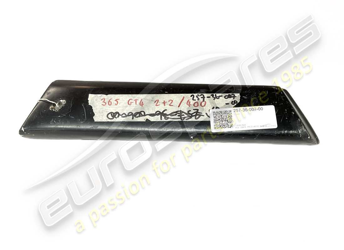PARAURTI ANTERIORE SX/FRT Ferrari USATO 412 PRIMER GRIGIO/GOMMA 0E . NUMERO PARTE 2573600700 (1)