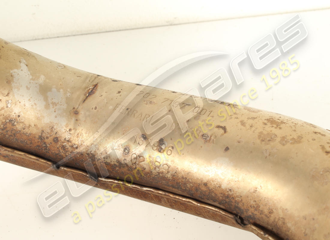 usata ferrari estensione dx scarico. numero parte 167996 (2)