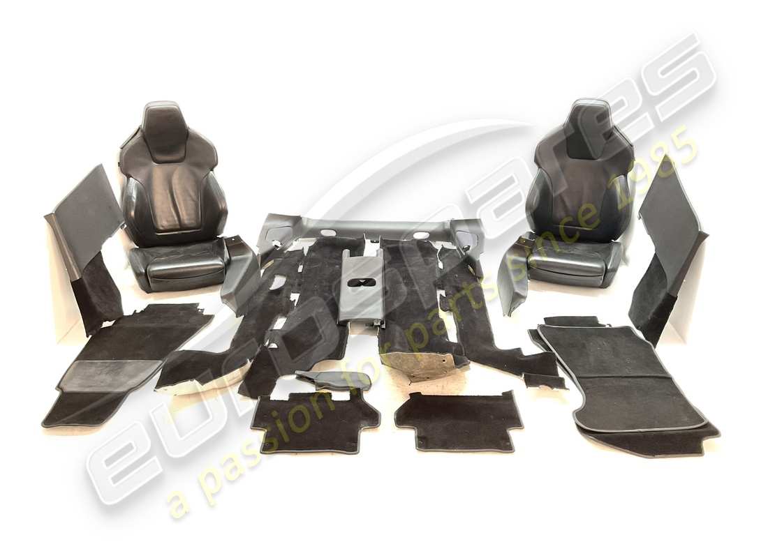 INTERNI VANTAGE Eurospares Aston Martin V8 USATI (SENZA CRUSCOTTO O PORTE CARD). NUMERO PARTE EAP1404957 (1)