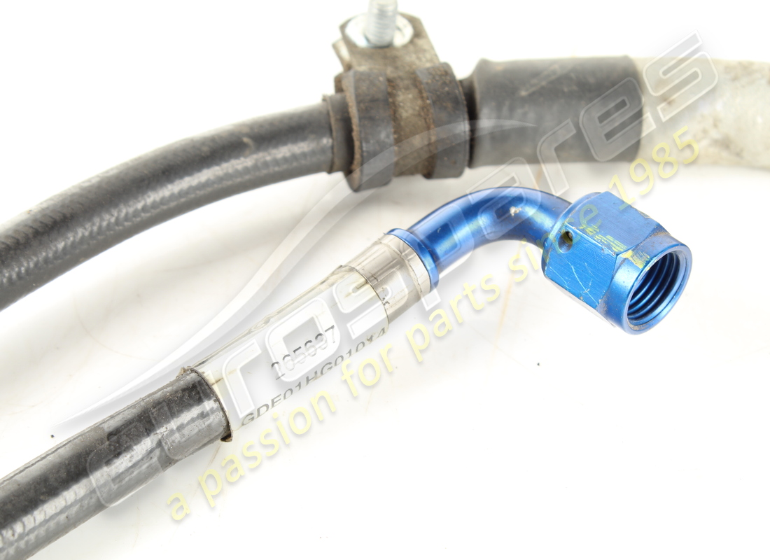 TUBO USATO FERRARI DALLA STRADA DEL SOLLEVATORE POSTERIORE DESTRO. NUMERO PARTE 265637 (2) tubo usato ferrari dalla strada del sollevatore posteriore destro. numero parte 265637 (2)