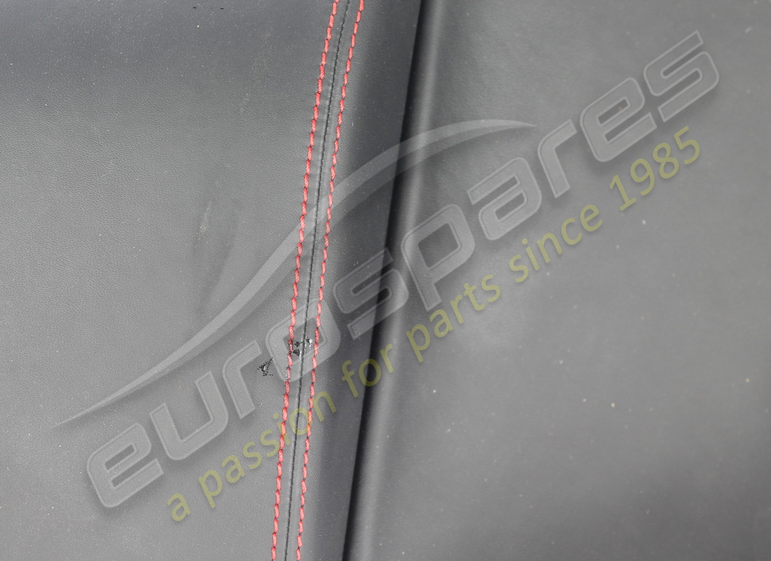 usato ferrari ricoprimento lat. sx fianche. numero parte 81903200 (2)