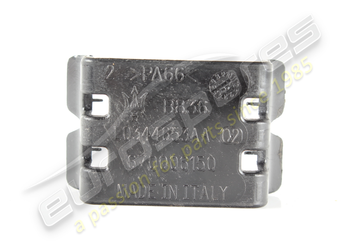 USATO Maserati SUPPORTO . NUMERO PARTE 670006150 (1)