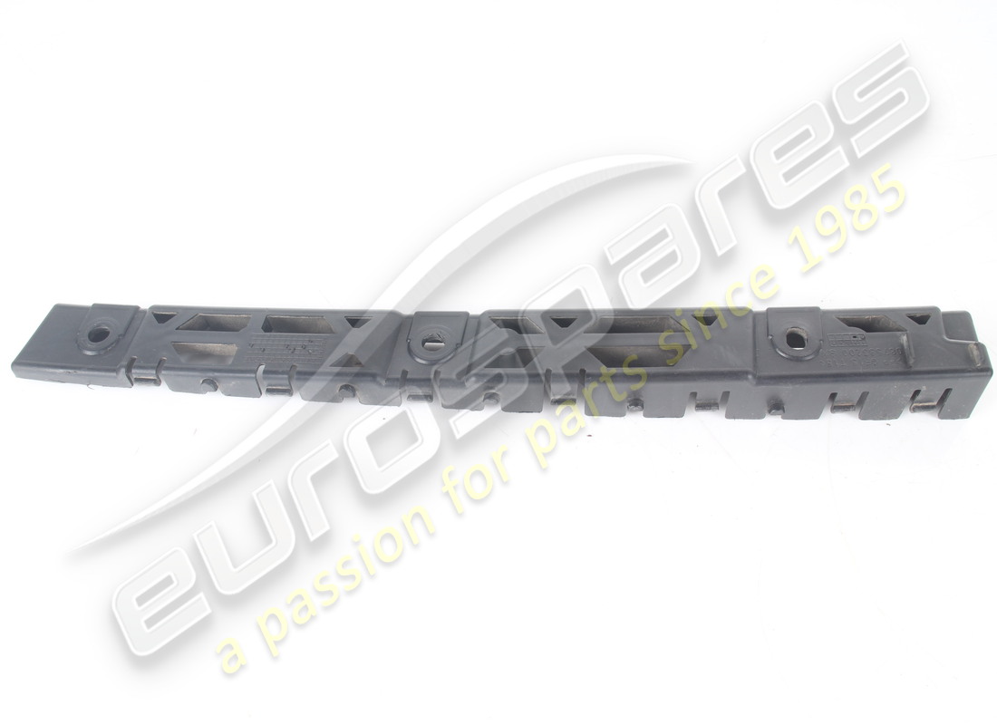 staffa di rifinitura del battitacco posteriore sinistro ferrari usata. numero parte 87583200 (2)