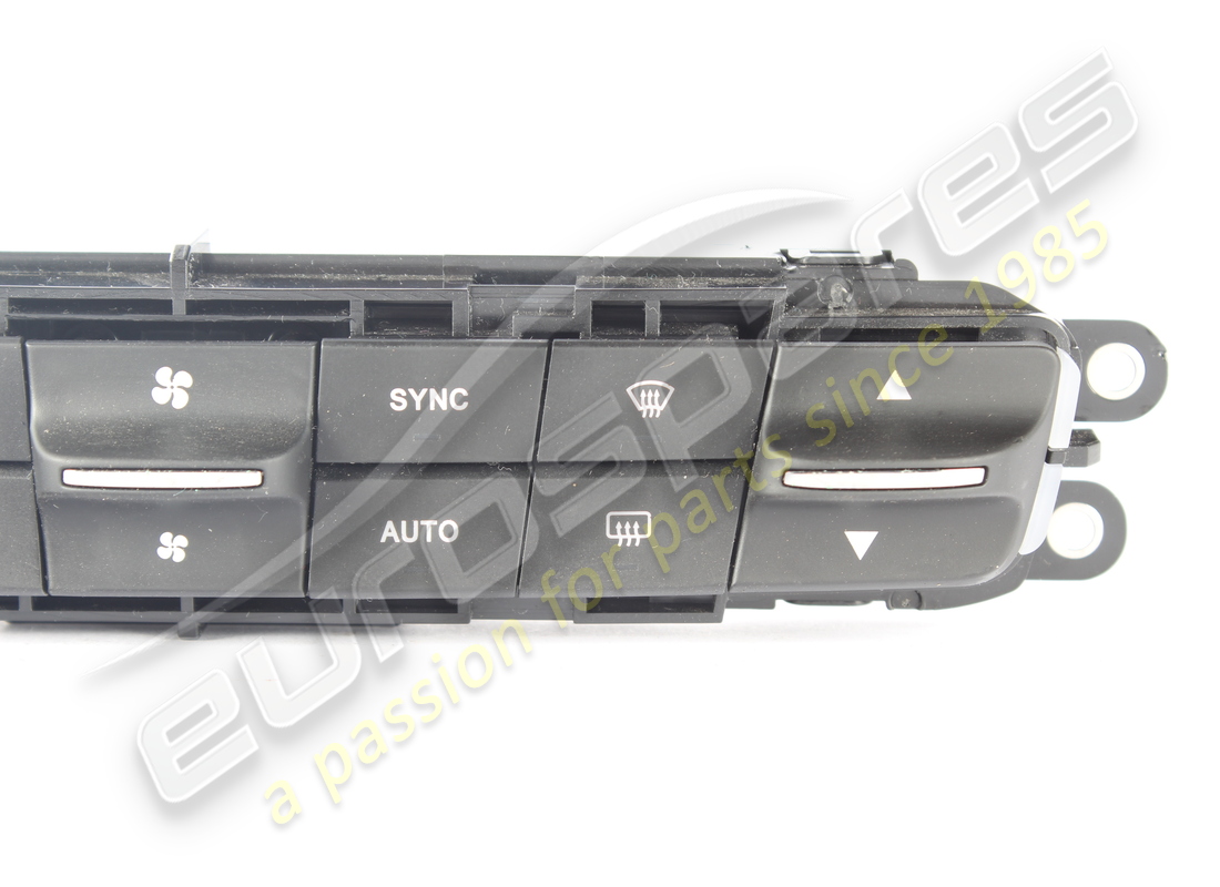 usato maserati comando a/c anteriore. numero parte 670074920 (3)
