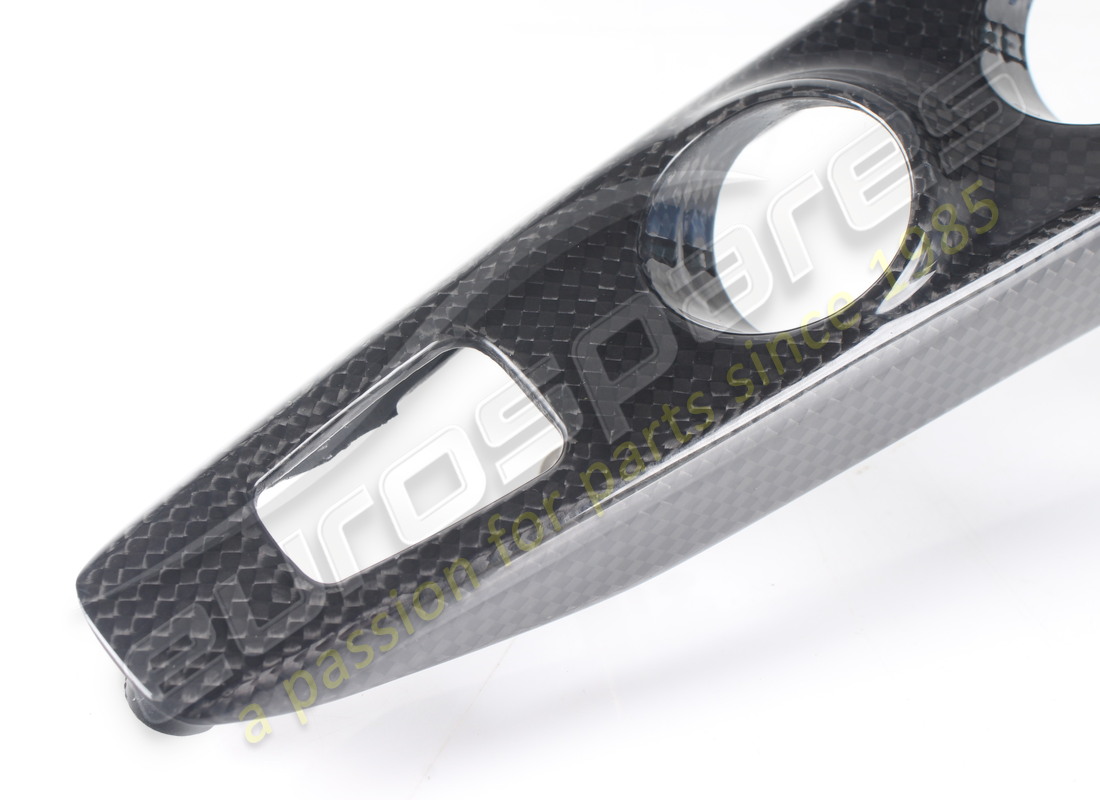 USATA FERRARI PARTE SUPERIORE DELLA MANIGLIA DEL TUNNEL. NUMERO PARTE 89148500 (4) usata ferrari parte superiore della maniglia del tunnel. numero parte 89148500 (4)