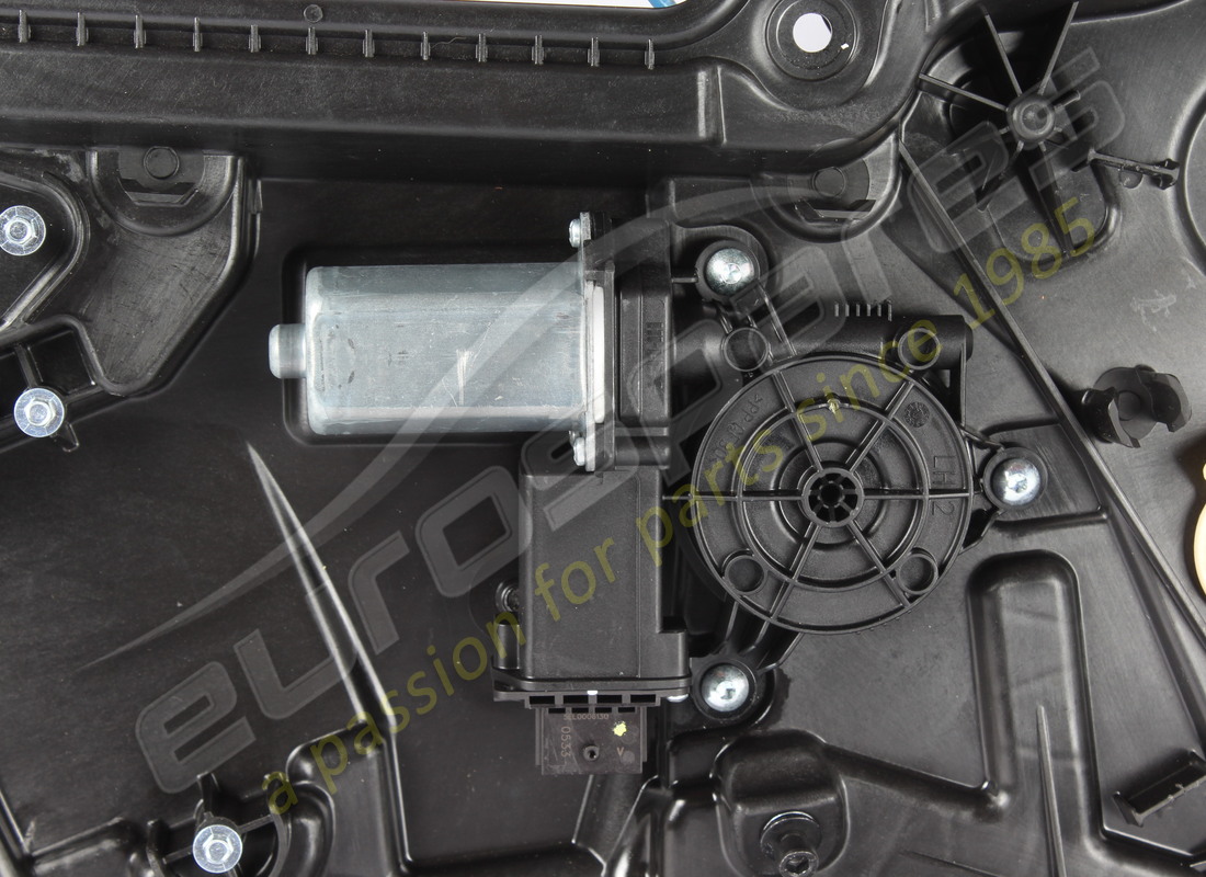 usato maserati porta anteriore sinistra completa mod. numero parte 673014105 (3)