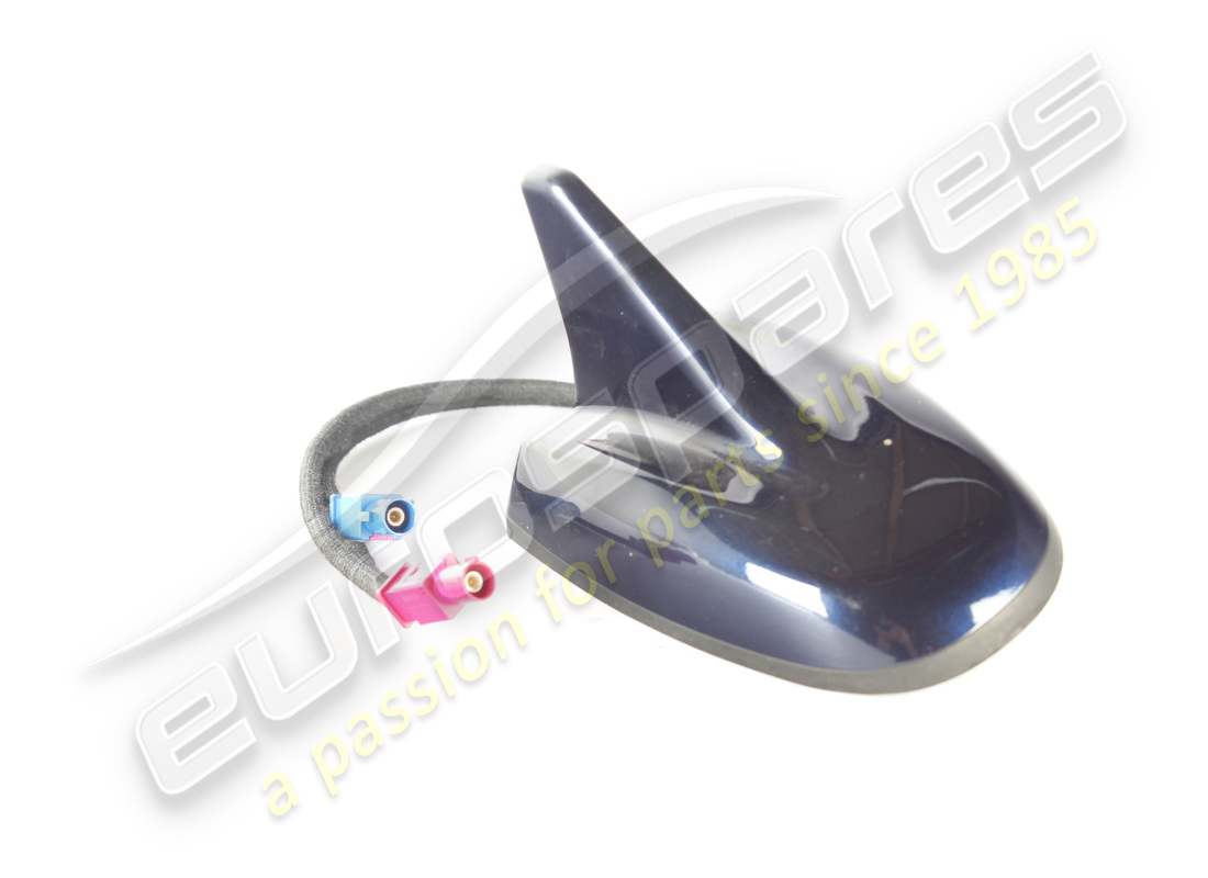 COPERTURA ANTENNA RADIO INNESCATA USATA Maserati ( NUMERO PARTE 673000028 (1)